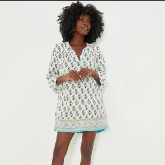 Tuckernuck Dresses & Skirts - NWT Tuckernuck Dainty Hydrangea Bondi Coverup